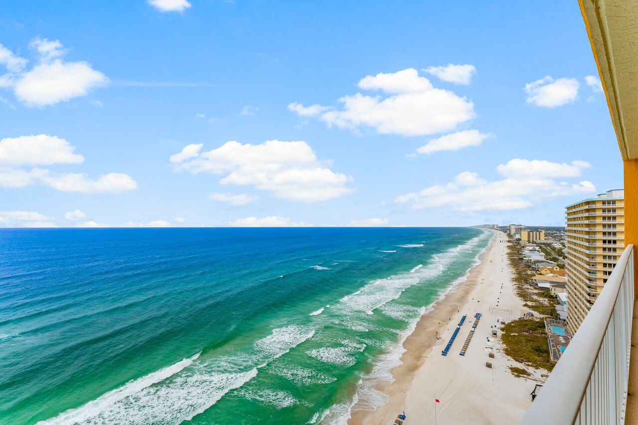 Treasure Island 2005 - Image 26