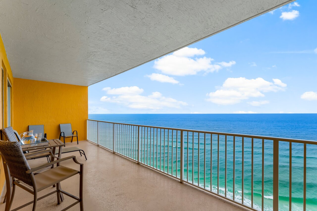 Treasure Island 2005 - Image 28