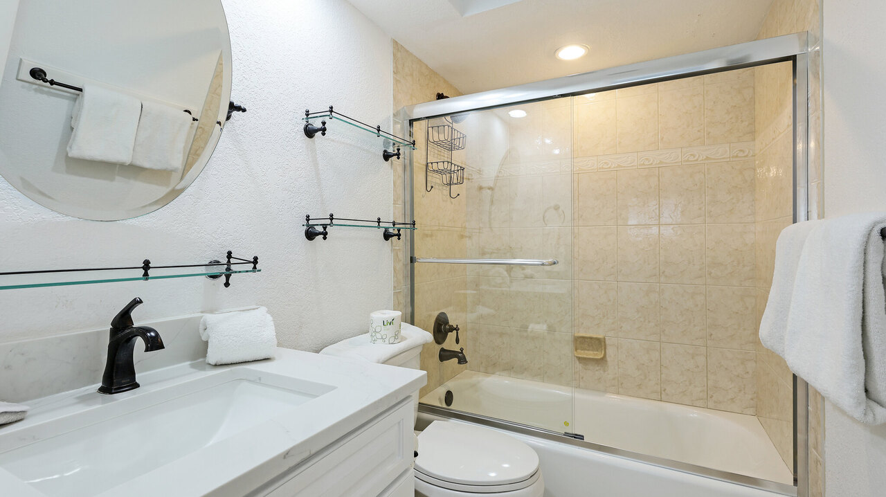 LaCosta 111 - Image 36