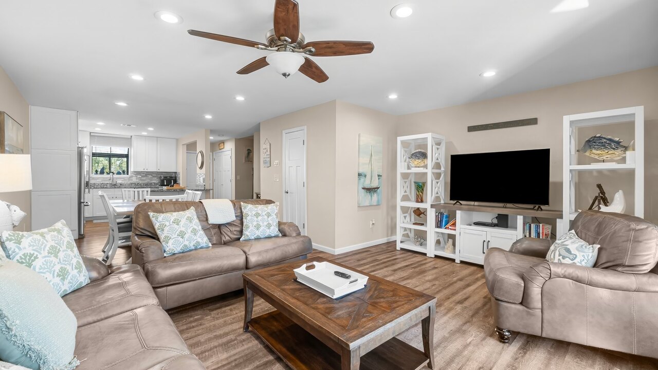Misty Cove Oasis - Image 6