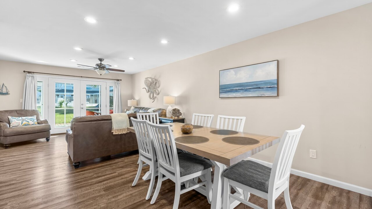 Misty Cove Oasis - Image 8