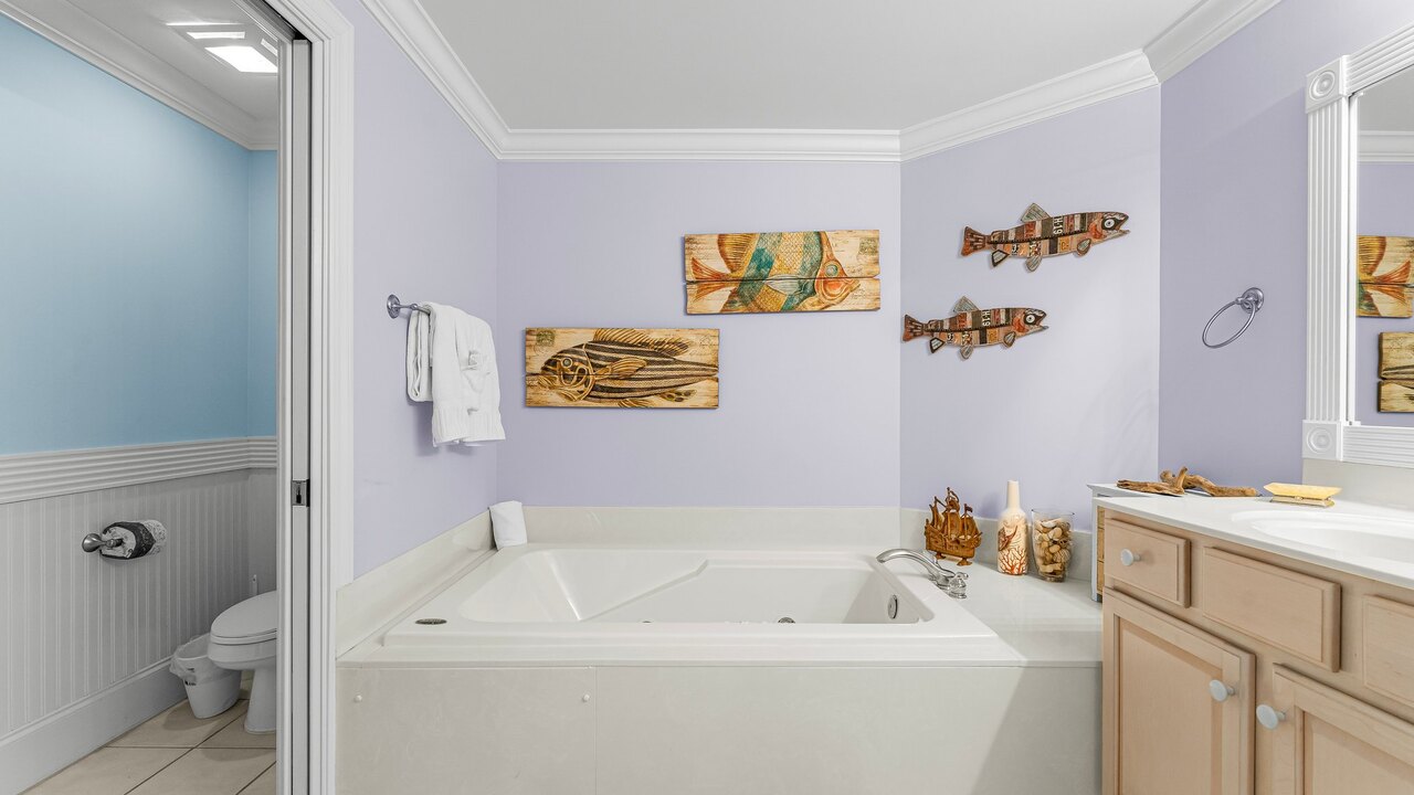 Silver Beach Towers 105E - Image 20