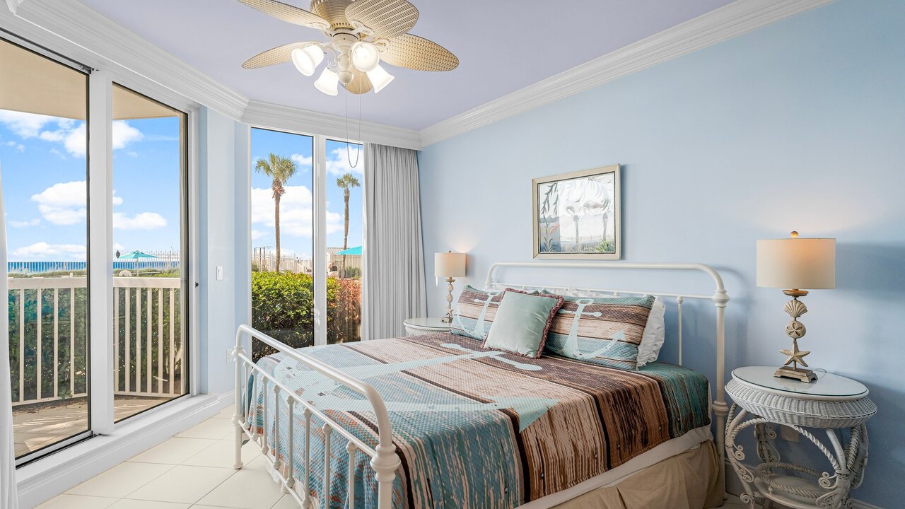 Silver Beach Towers 105E - Image 23