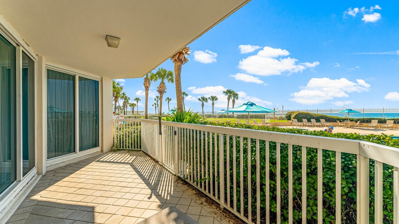 Silver Beach Towers 105E - Image 26