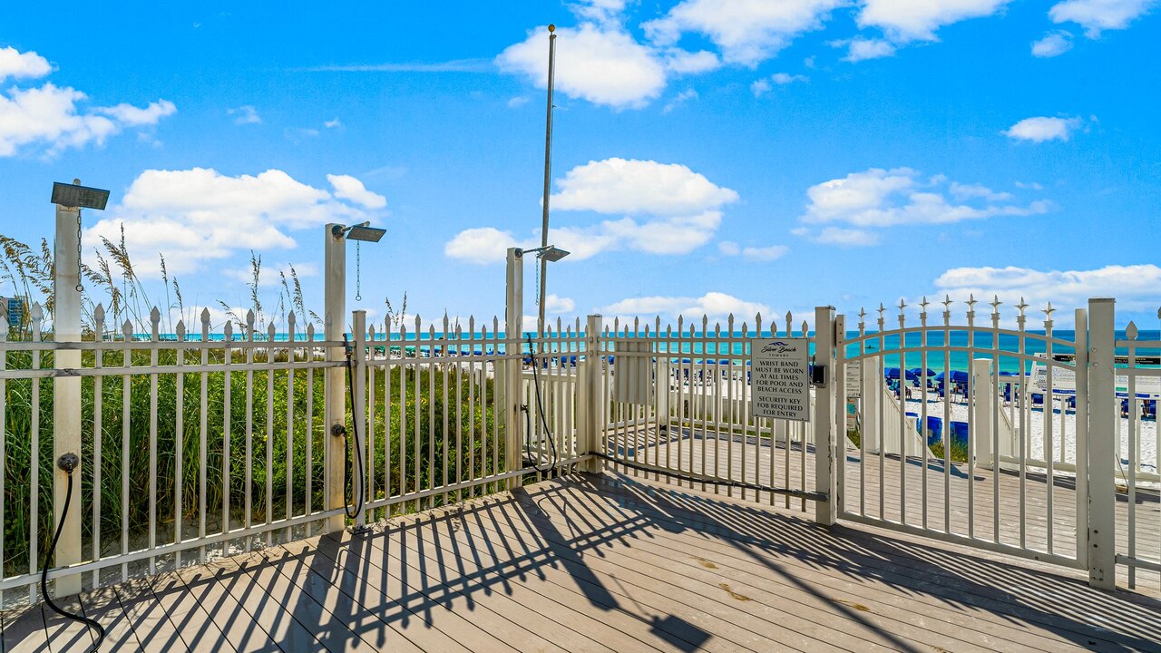 Silver Beach Towers 105E - Image 34