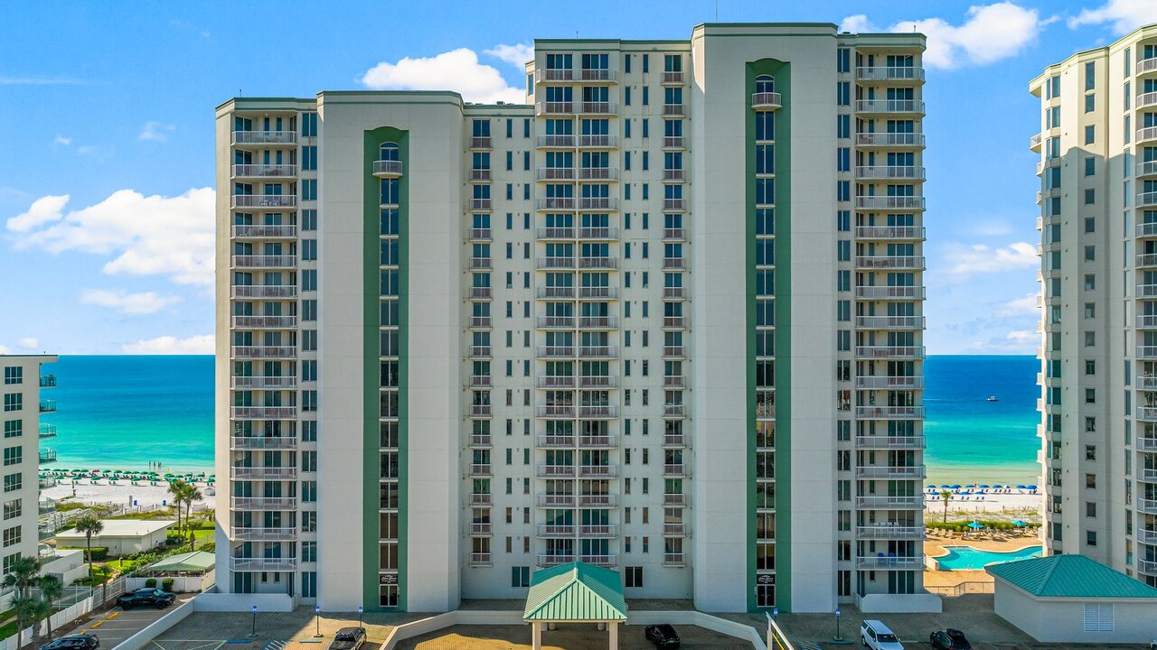 Silver Beach Towers 105E - Image 45