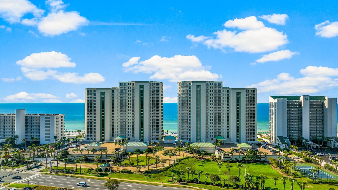 Silver Beach Towers 105E - Image 52