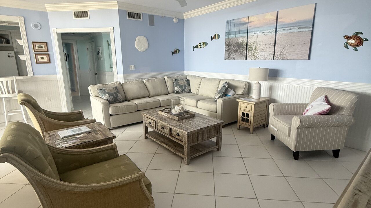 Silver Beach Towers 105E - Image 53