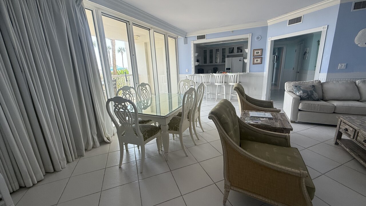 Silver Beach Towers 105E - Image 54