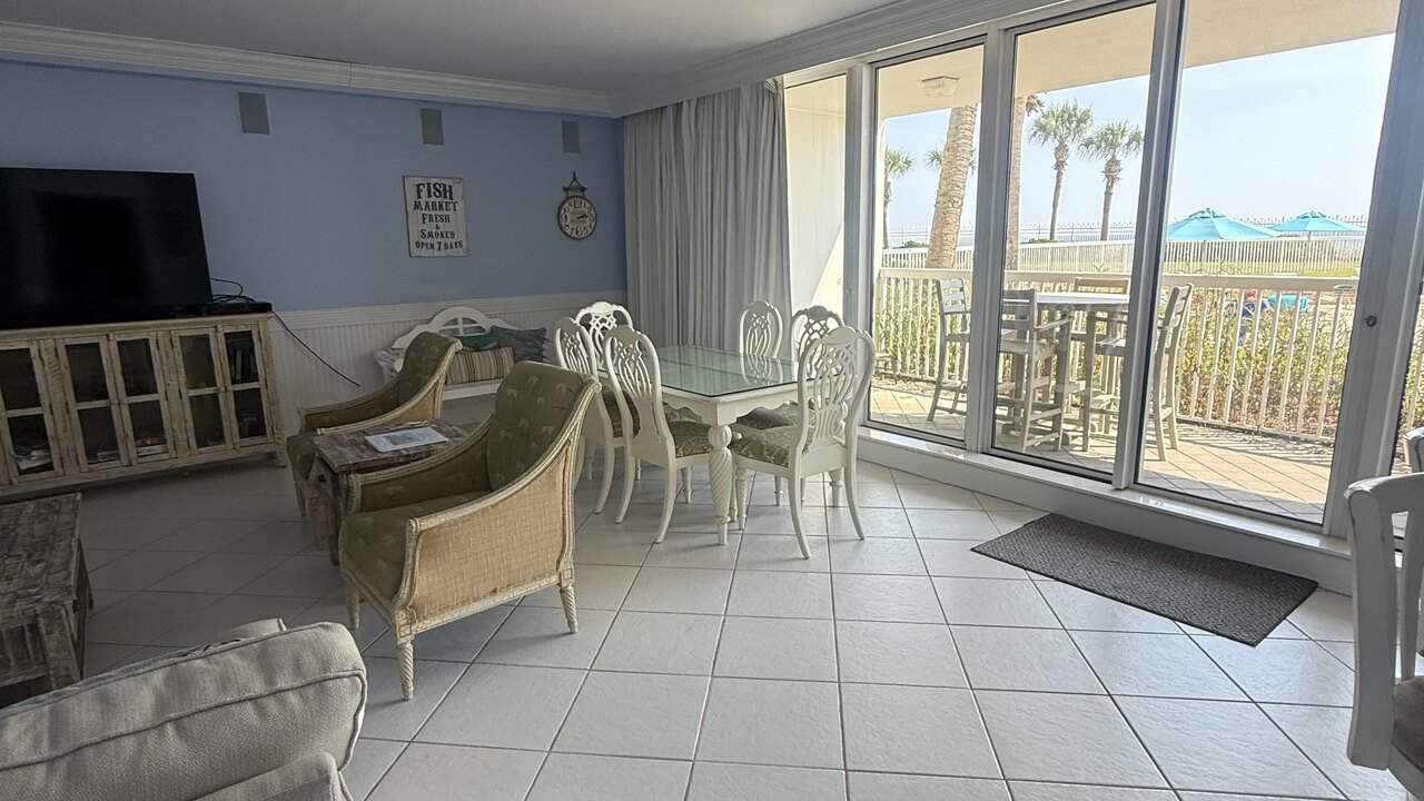 Silver Beach Towers 105E - Image 56