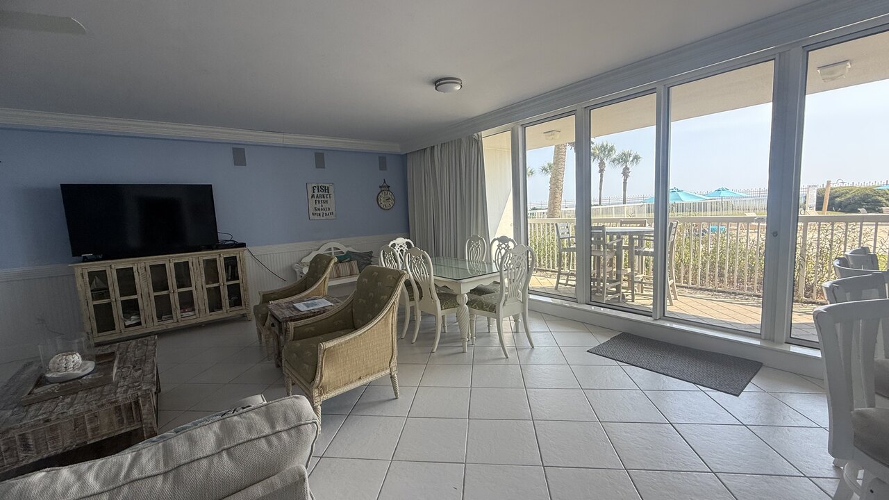 Silver Beach Towers 105E - Image 57