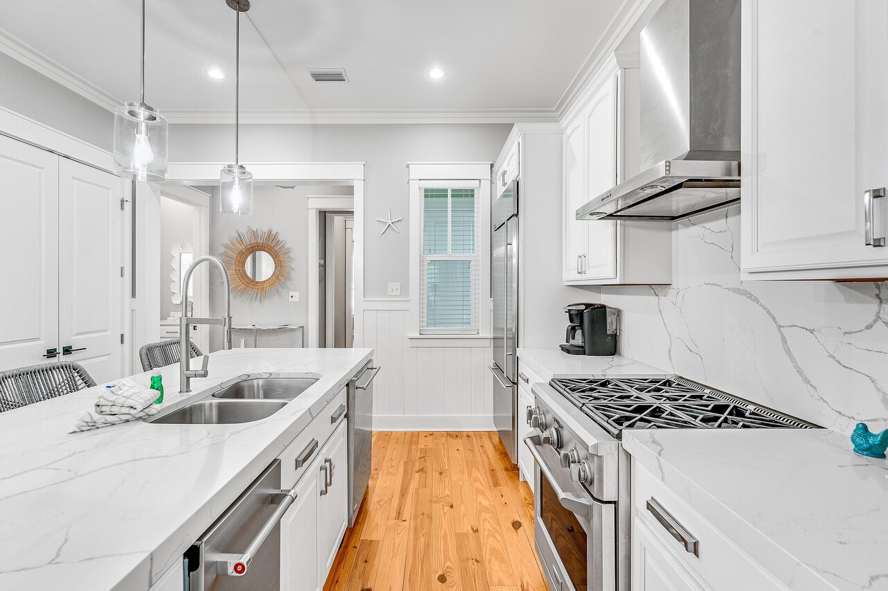 Summersweet Retreat - Image 10