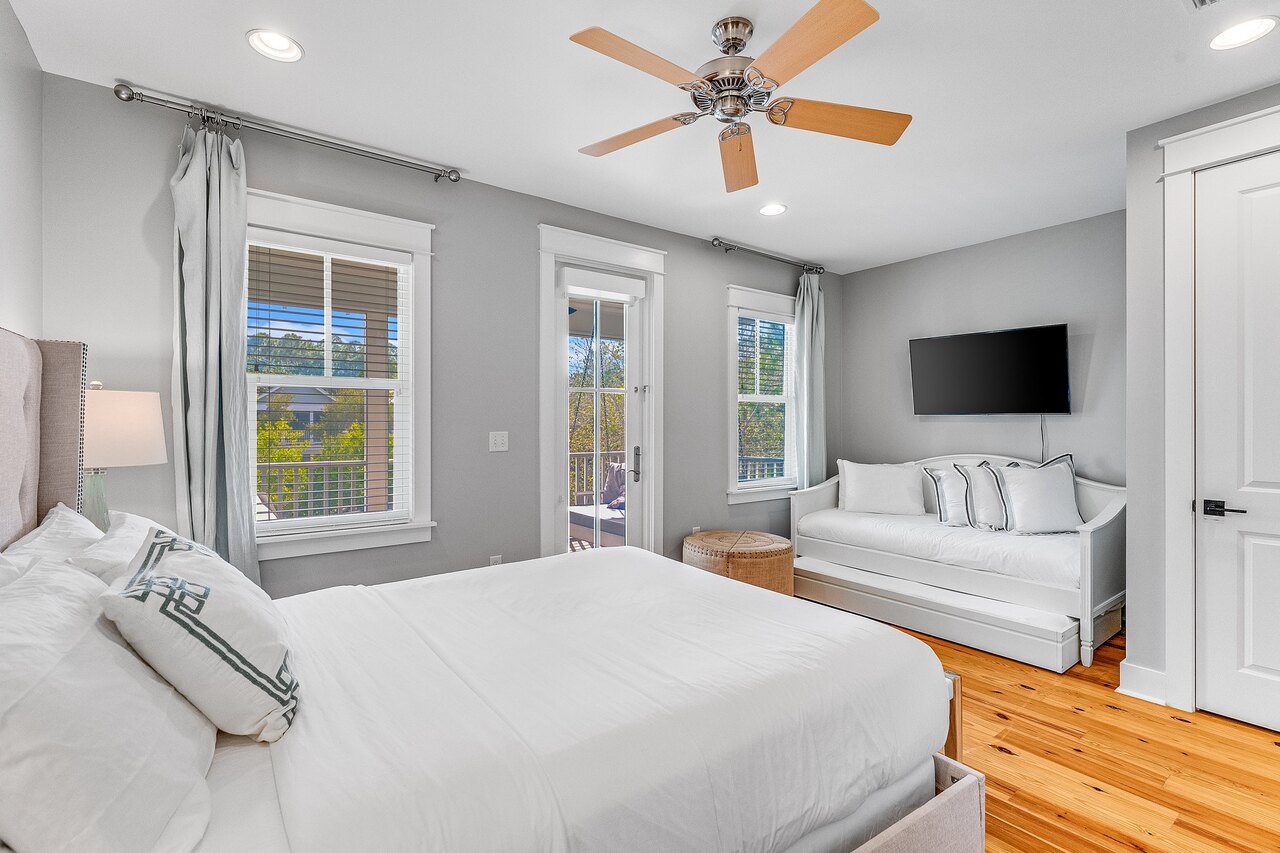 Summersweet Retreat - Image 26