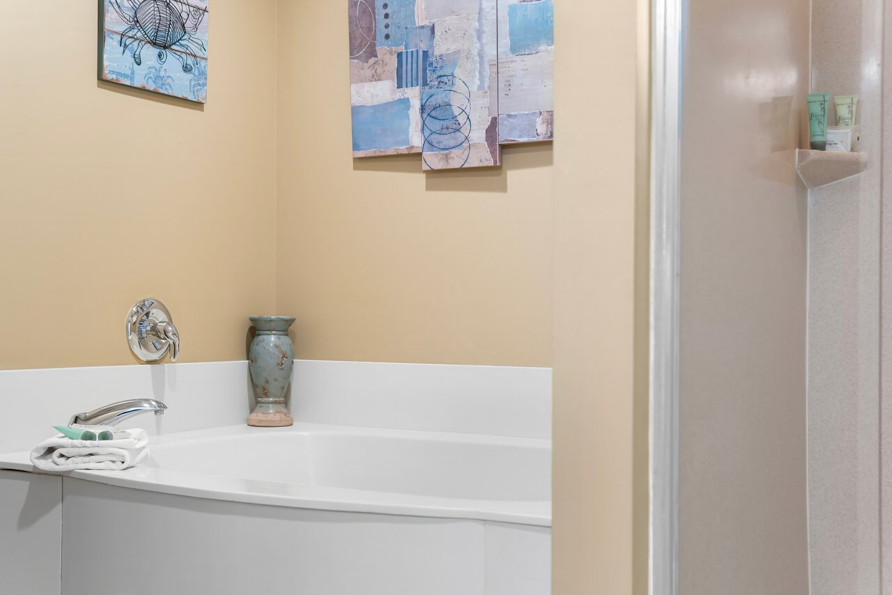 Boardwalk Resort 1402 - Image 21