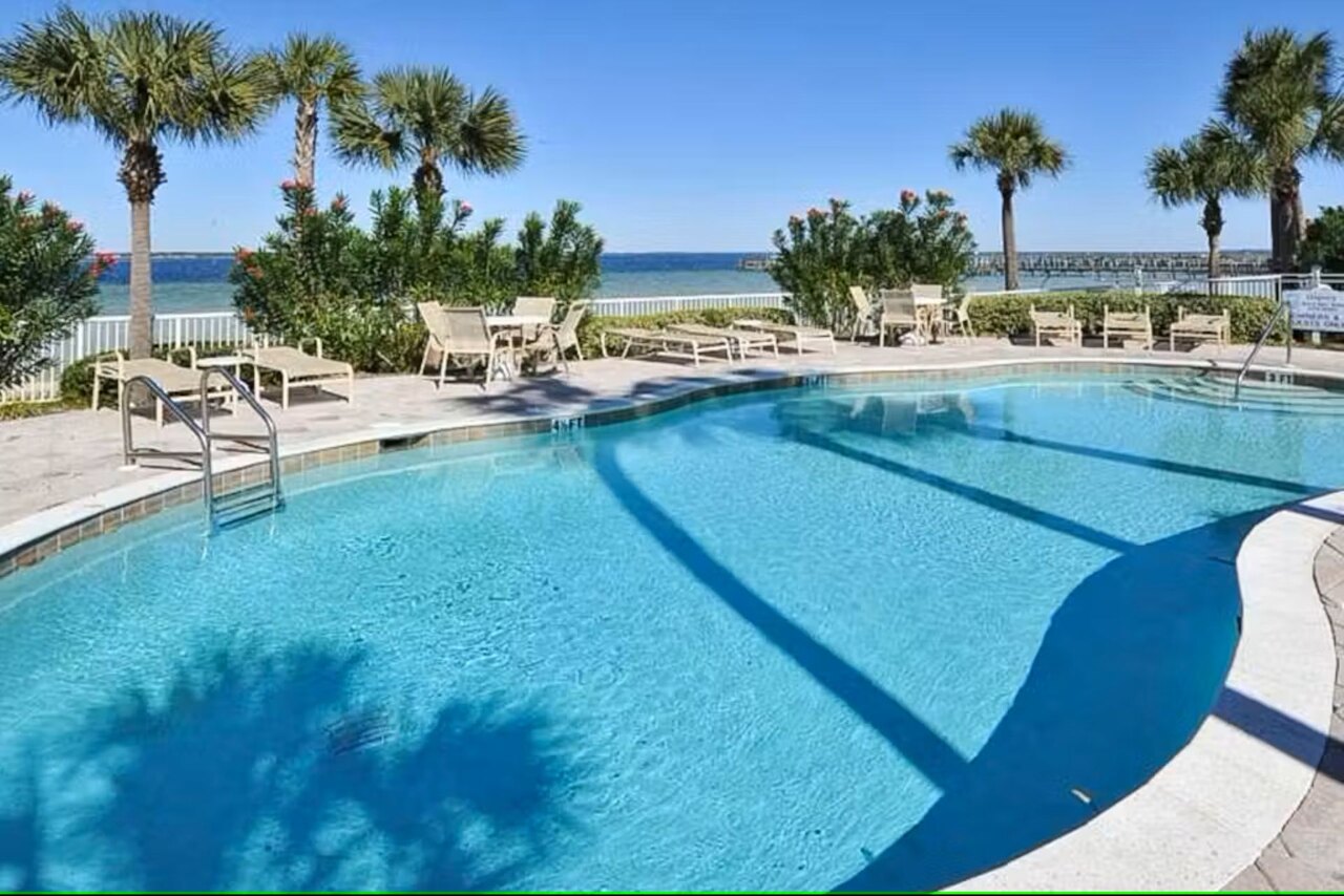 Destin West Pelican 501 - Image 26