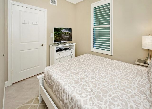 Marisol Beachfront Resort 701 - Image 23