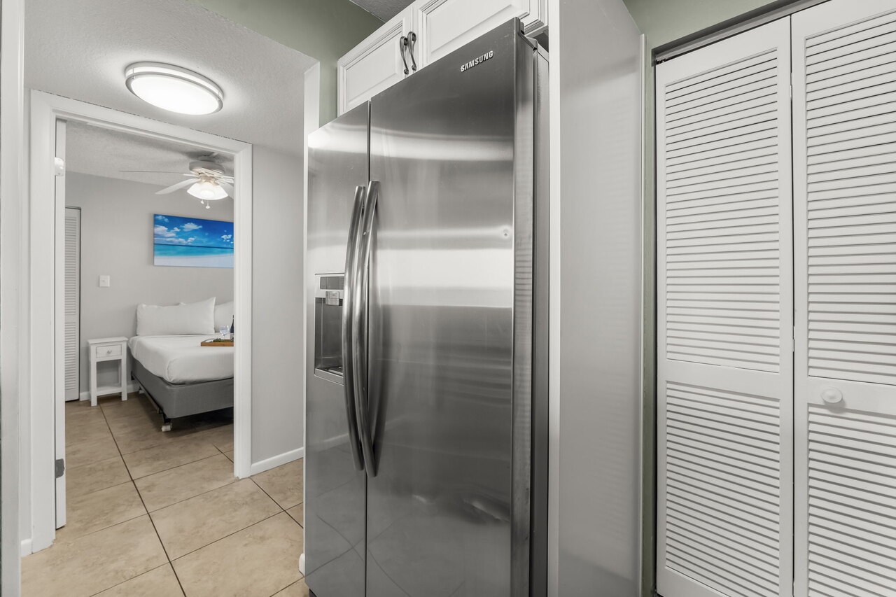 Dunes of Panama B407 - Image 10