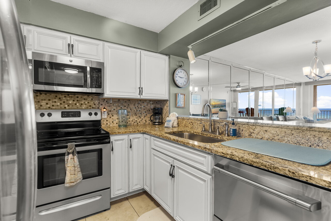 Dunes of Panama B407 - Image 9