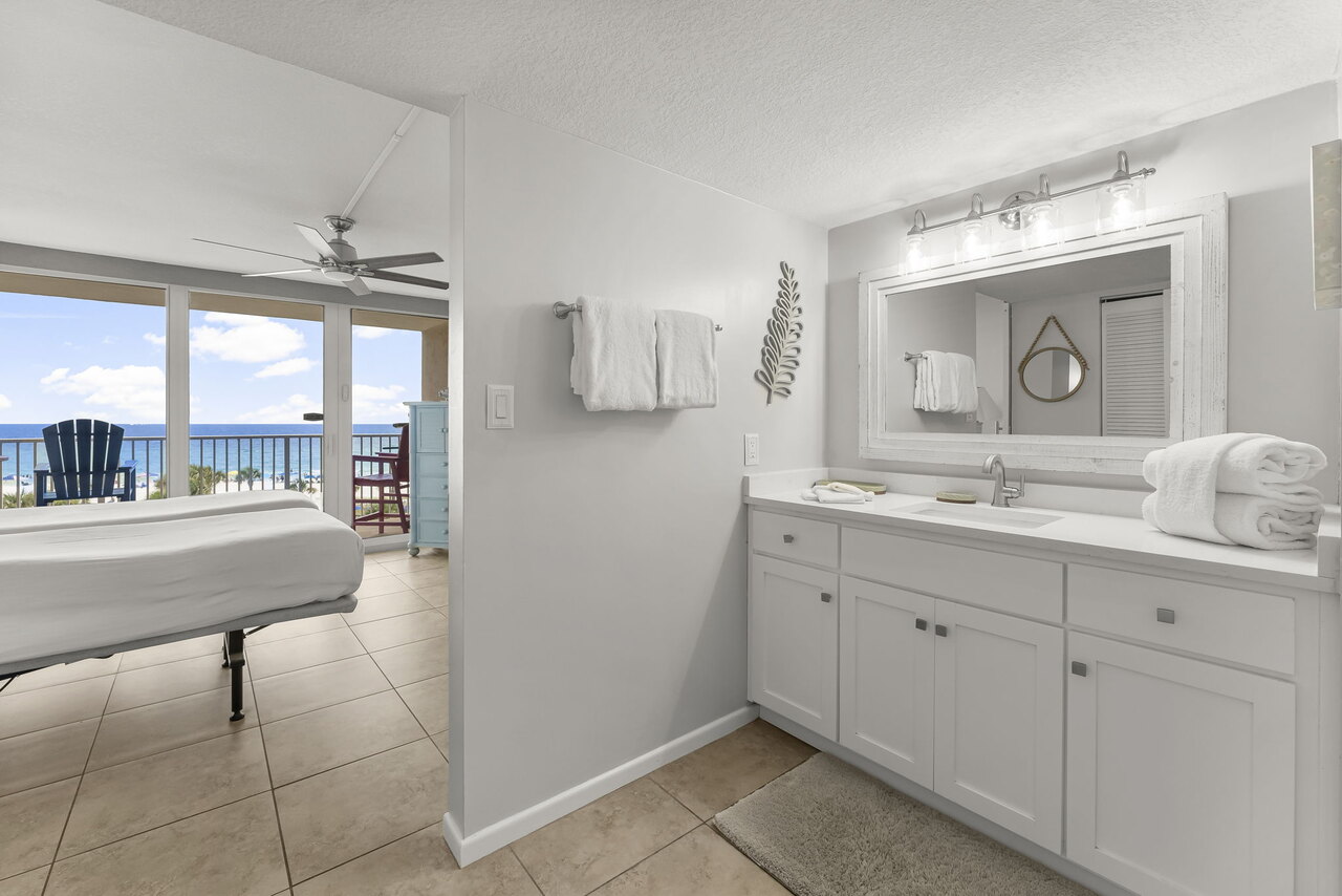 Dunes of Panama B407 - Image 17