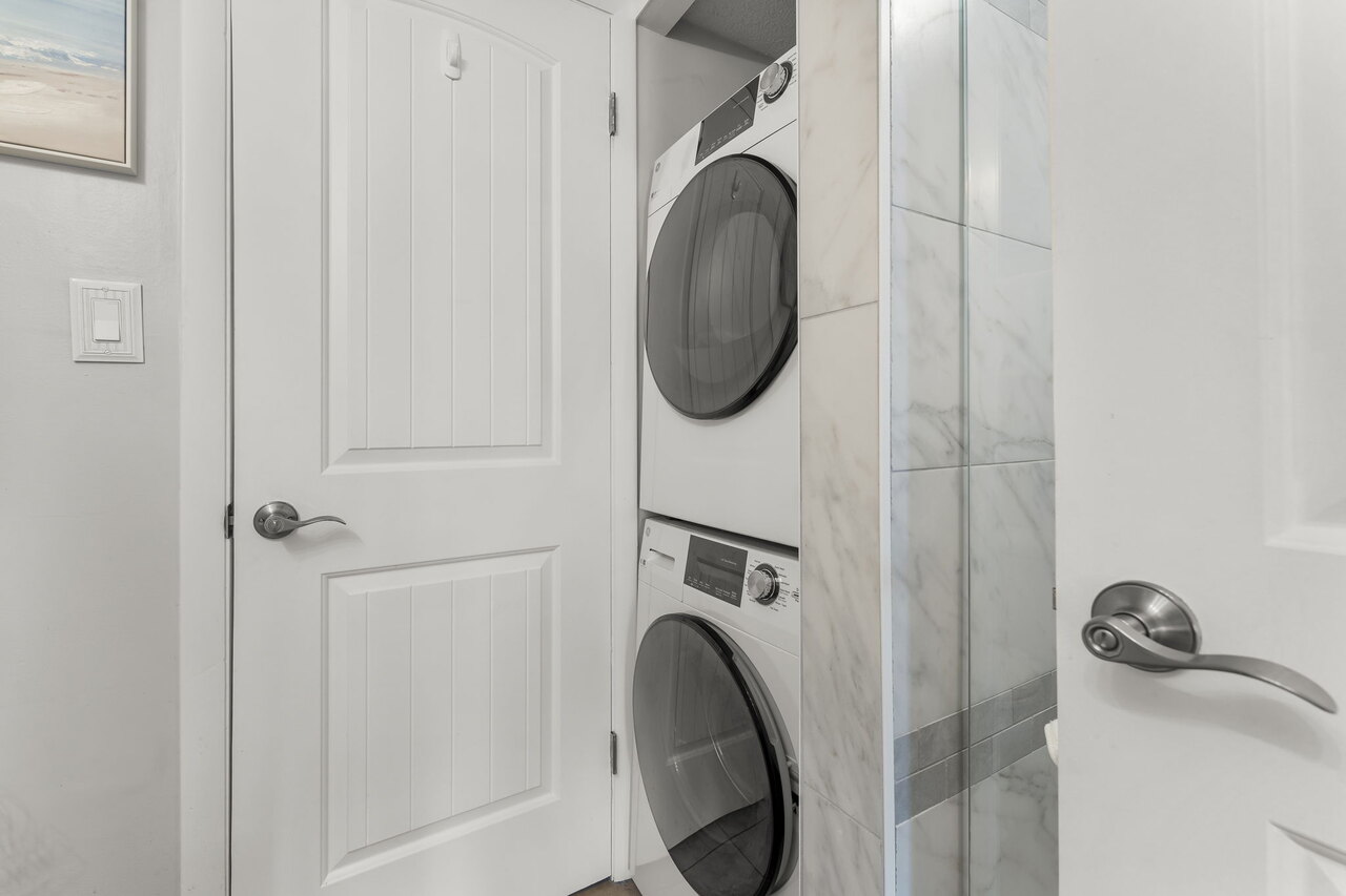 Dunes of Panama B407 - Image 16