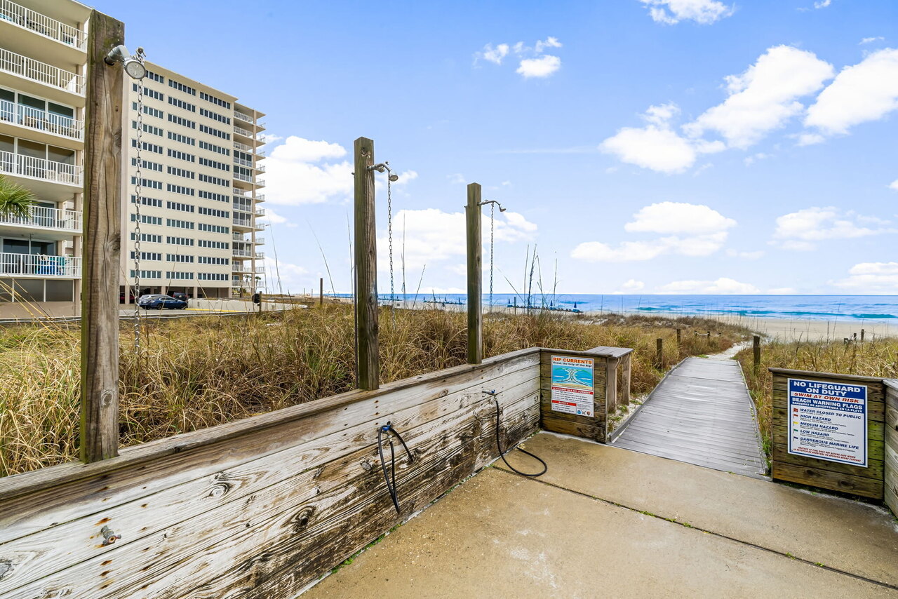 Dunes of Panama B407 - Image 29