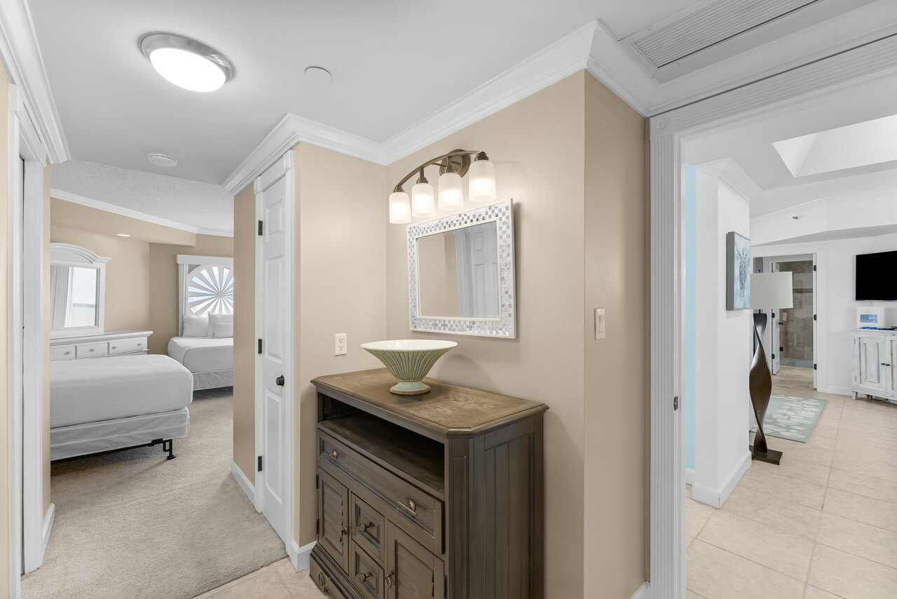 Surfside 1203 - Image 11