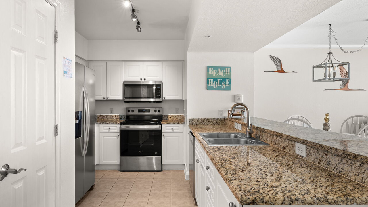 Emerald Beach 1428 - Image 10