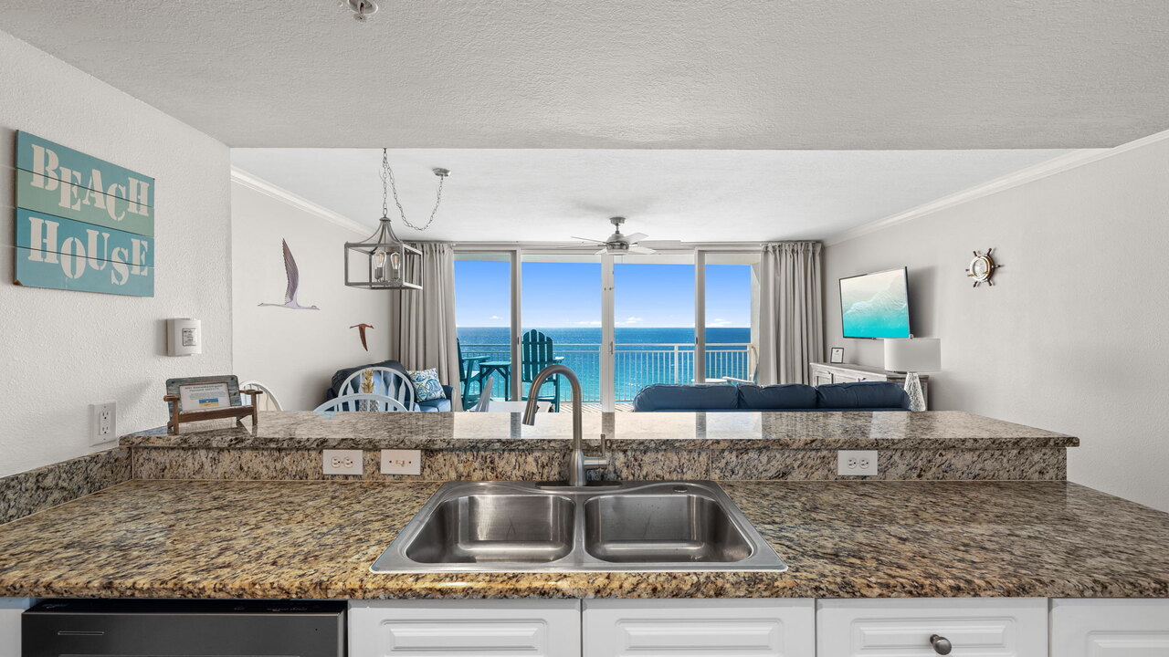 Emerald Beach 1428 - Image 12