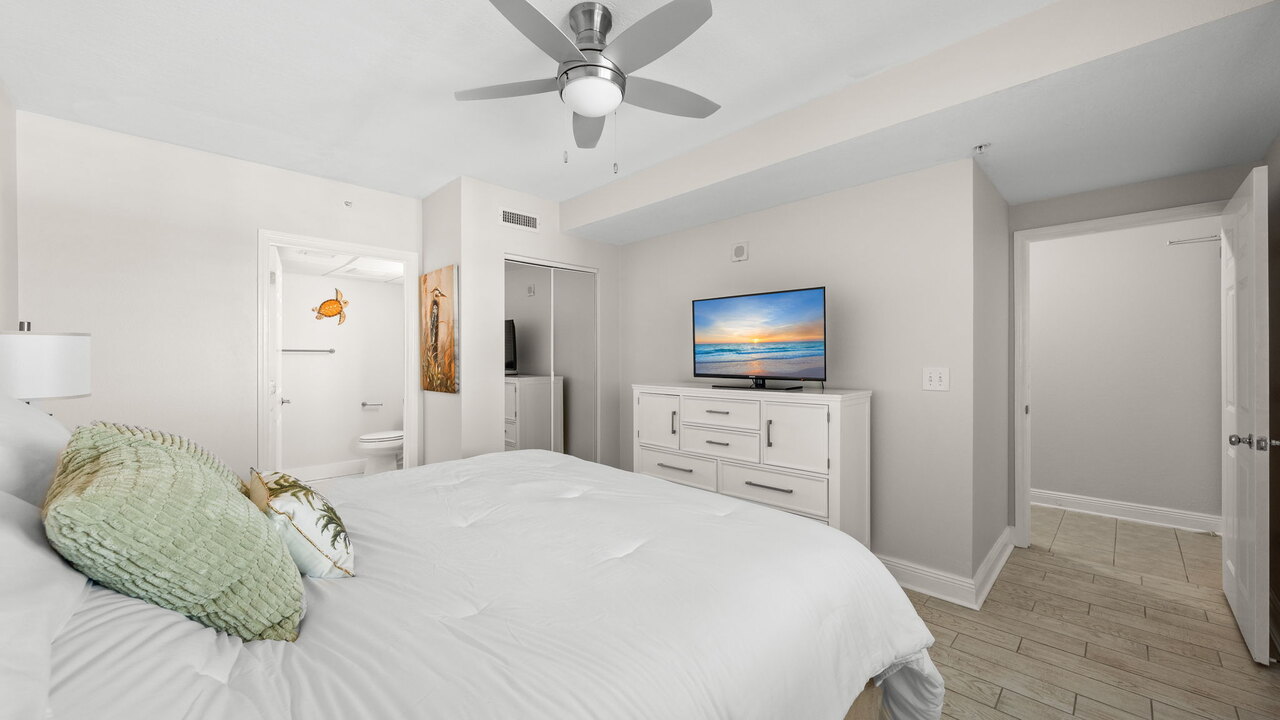 Emerald Beach 1428 - Image 19