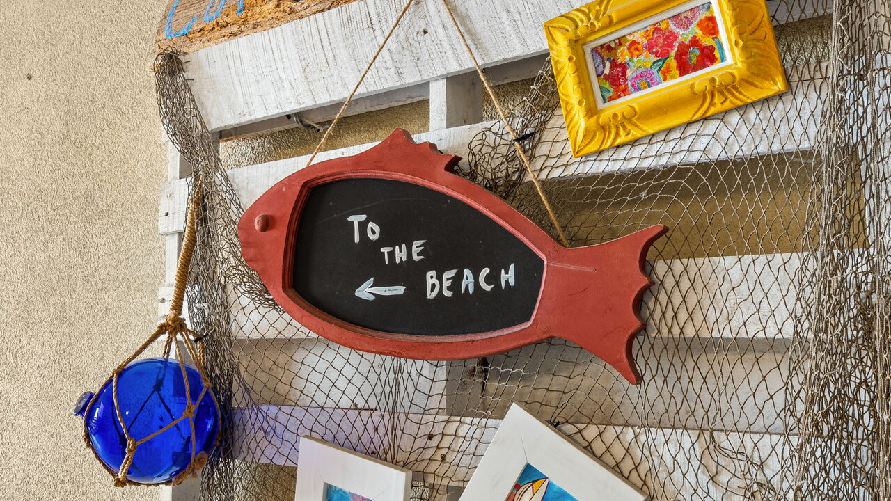 Emerald Beach 1428 - Image 31