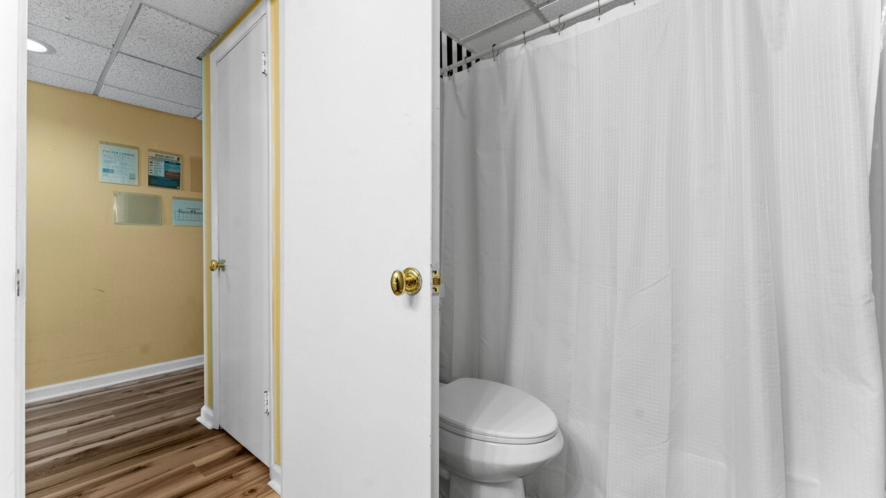 Edgewater Windward 504 - Image 24