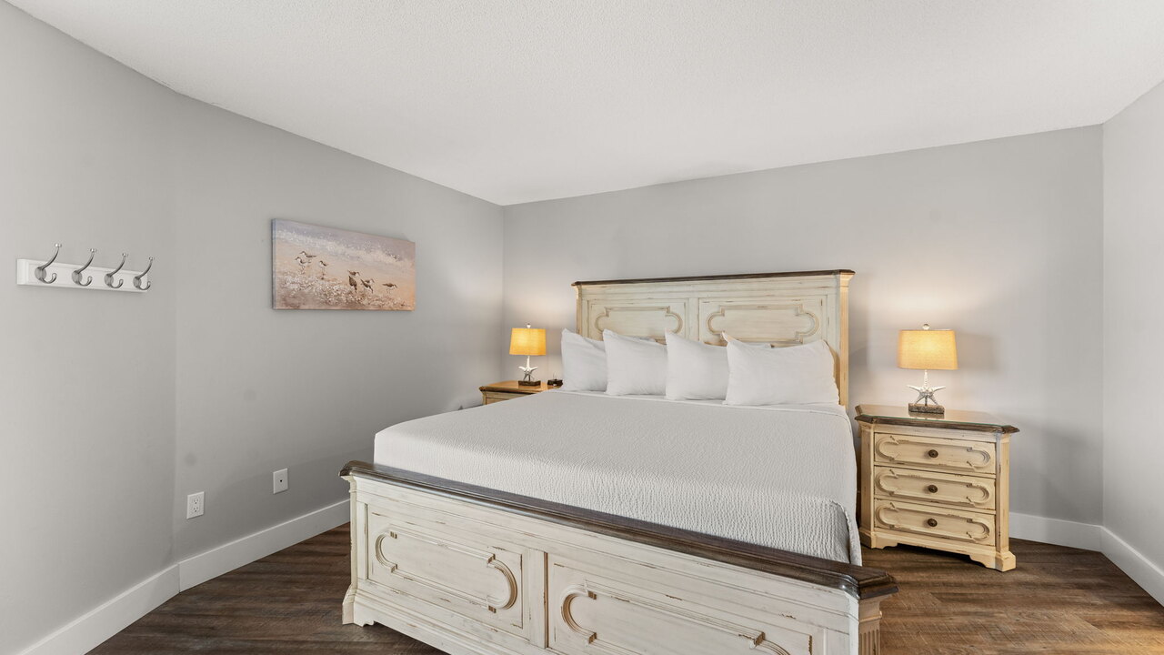 Edgewater Tower 2-808 - Image 14