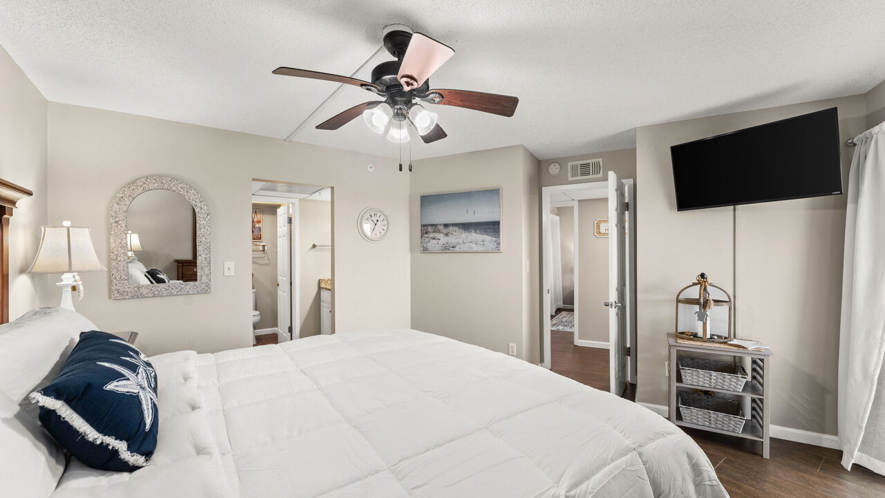 Edgewater Tower 3-210 - Image 34