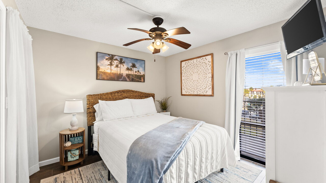 Edgewater Tower 3-210 - Image 38