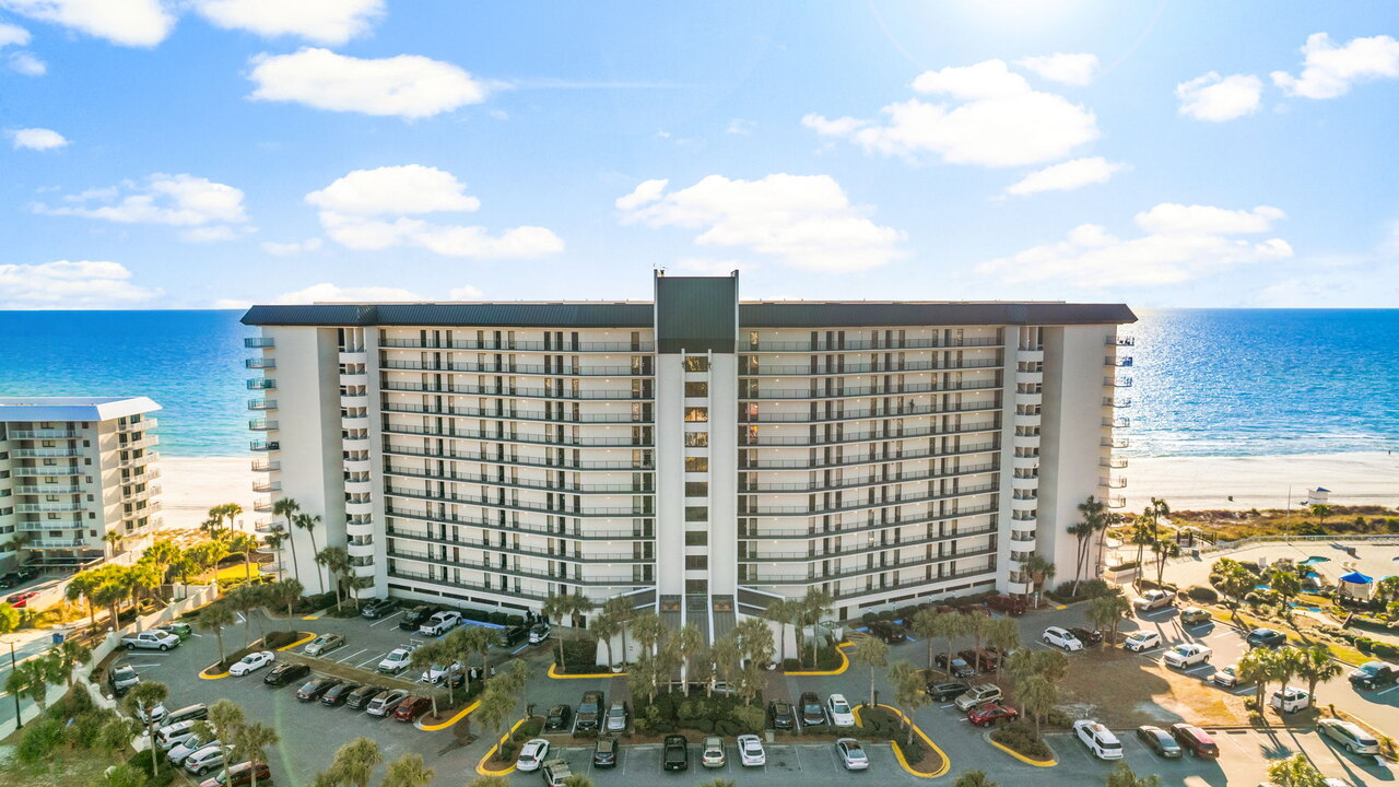 Edgewater Tower 3-210 - Image 43