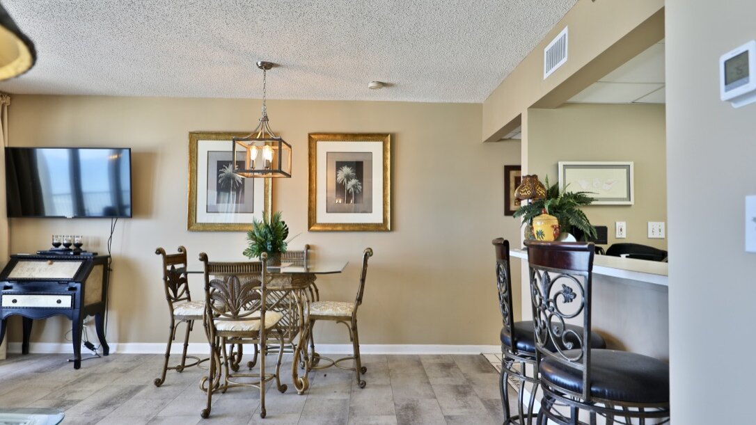 Long Beach 2- 805 - Image 6