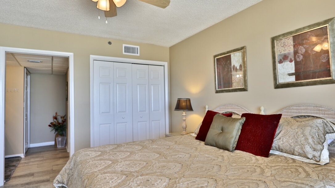 Long Beach 2- 805 - Image 15