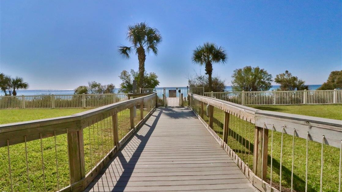 Long Beach 2- 805 - Image 23