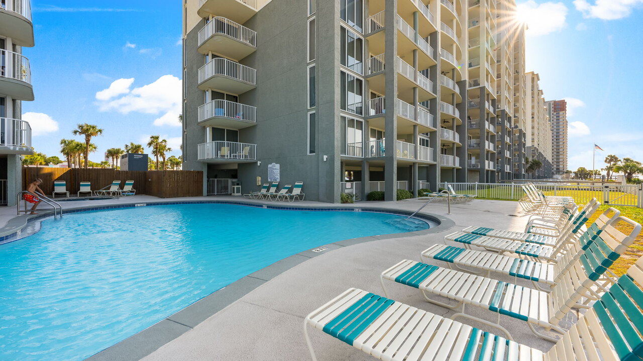 Long Beach 2-304 - Image 49