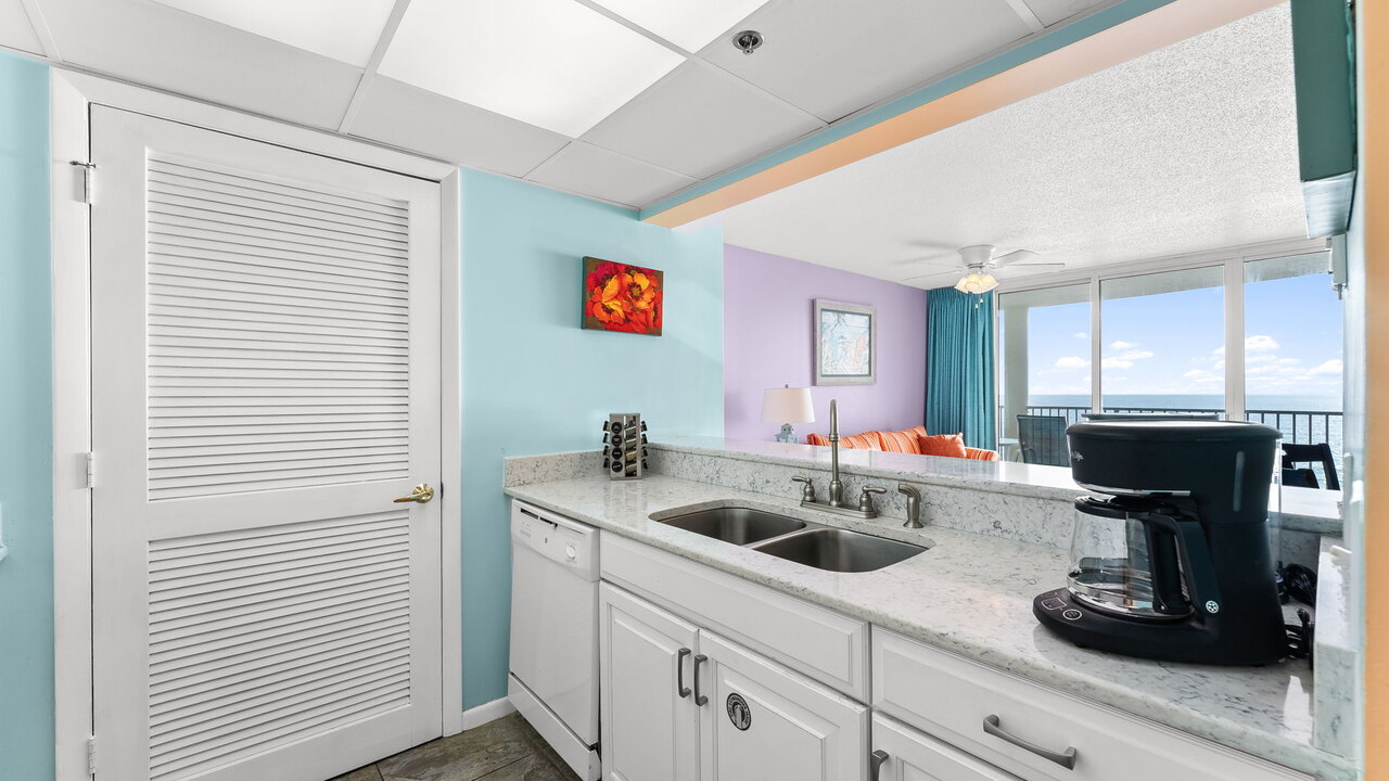 Long Beach 3 - 605 - Image 11