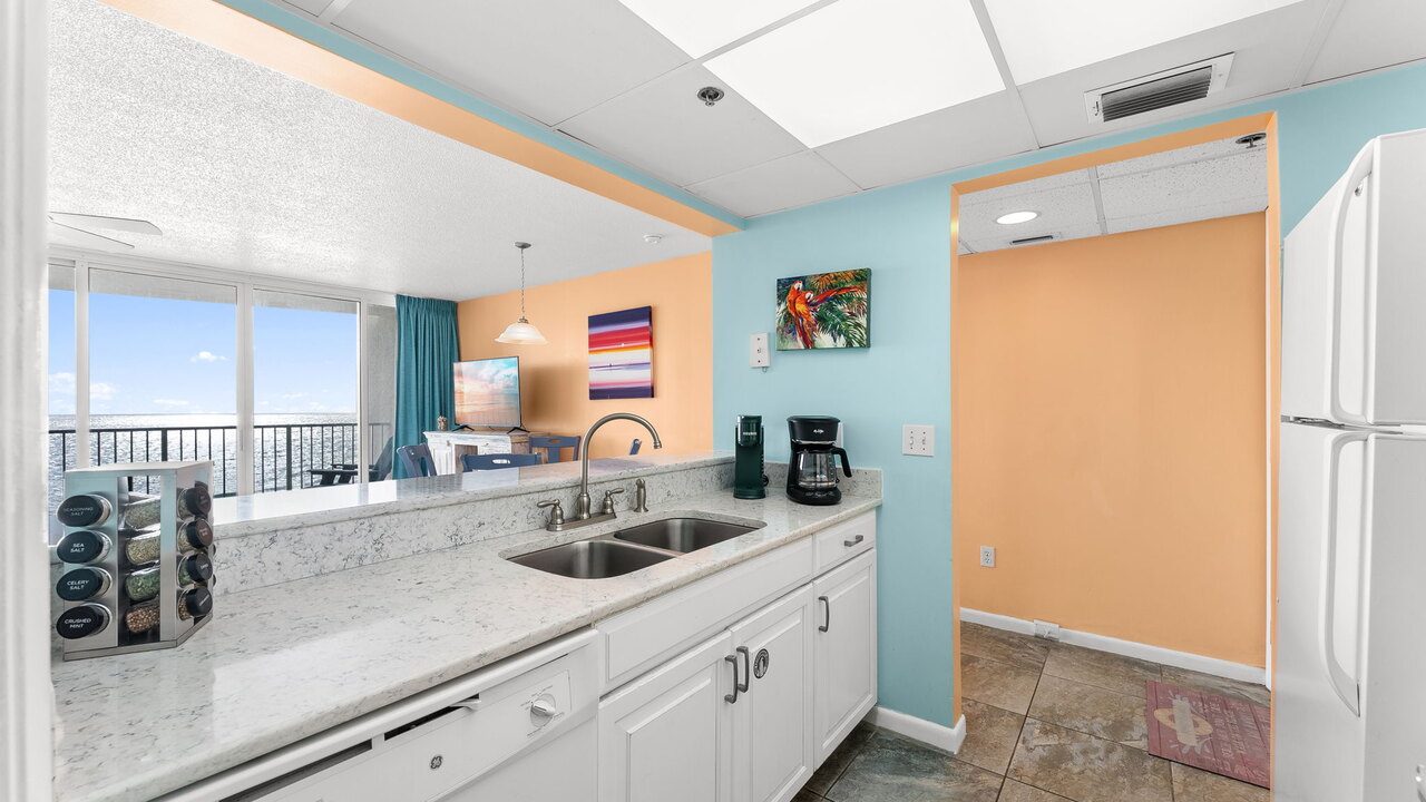 Long Beach 3 - 605 - Image 13