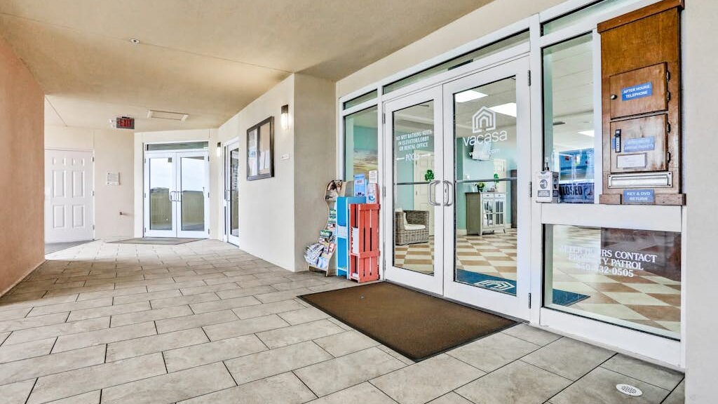 Sunrise Beach 909 - Image 45