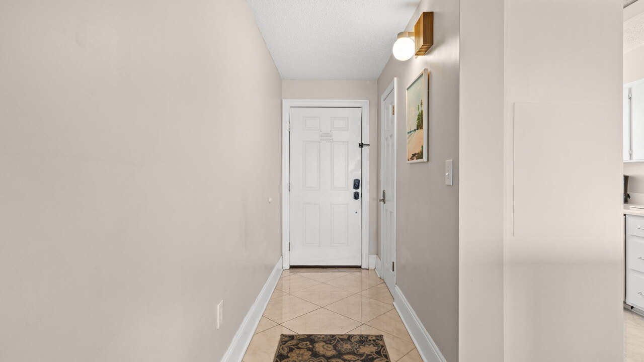 Regency Tower 1212 - Image 19