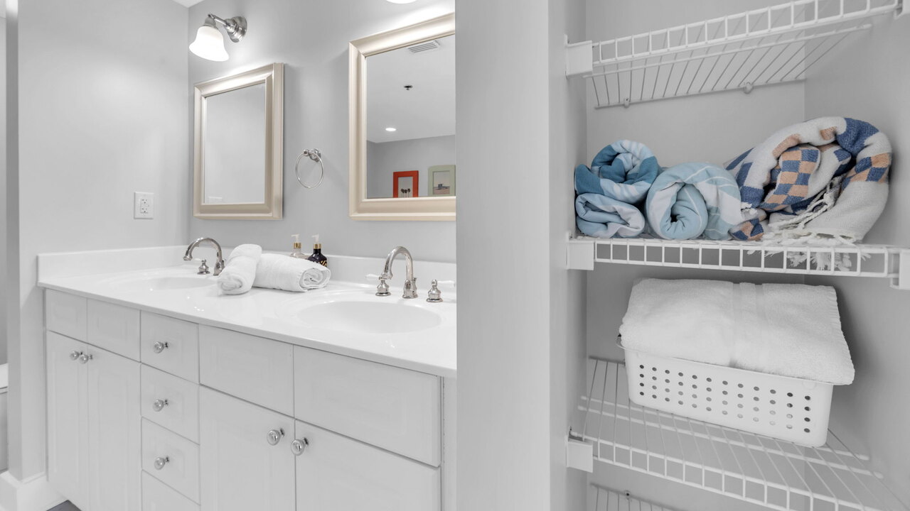 Waterscape A316 - Image 17