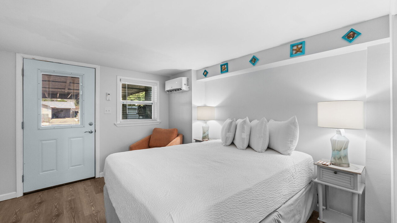 Lagoon Beach - Image 20