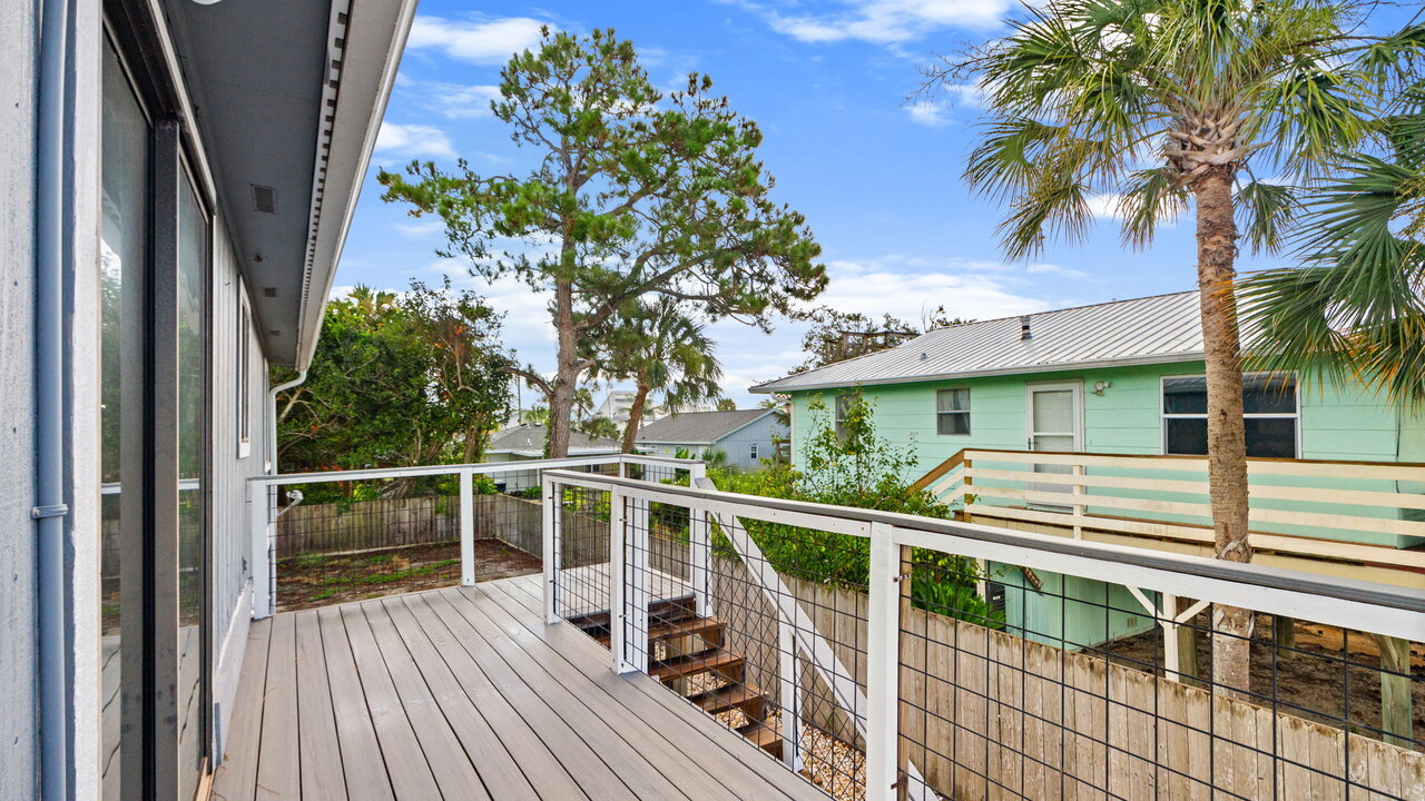Lagoon Beach - Image 28