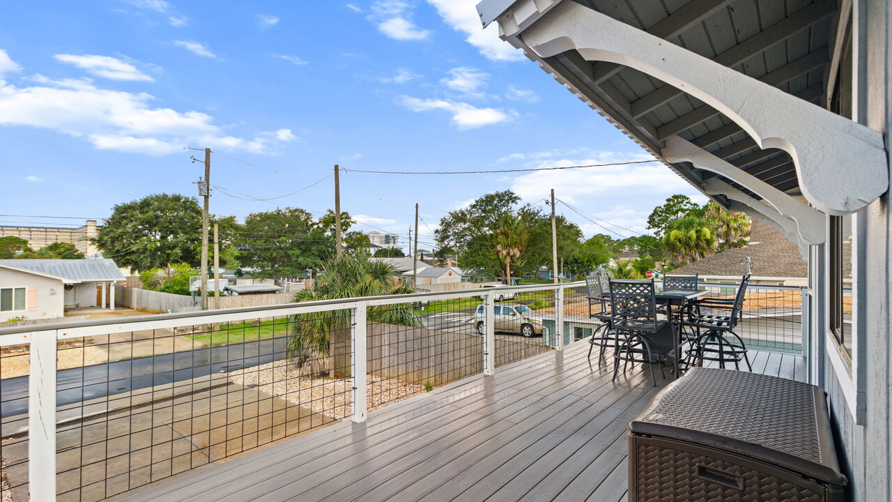 Lagoon Beach - Image 29