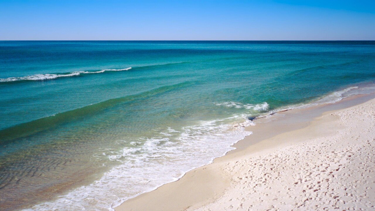 Lagoon Beach - Image 32