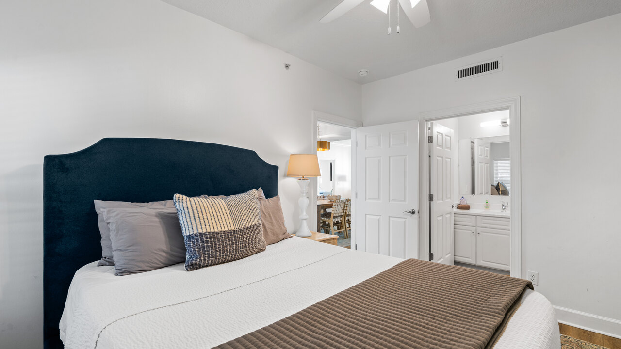 Ocean Ritz 303 - Image 34